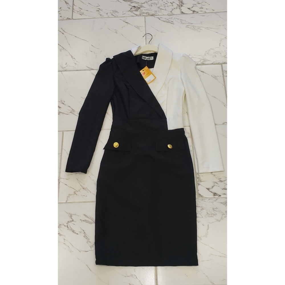 Black and white monochrome longsleeve Dress